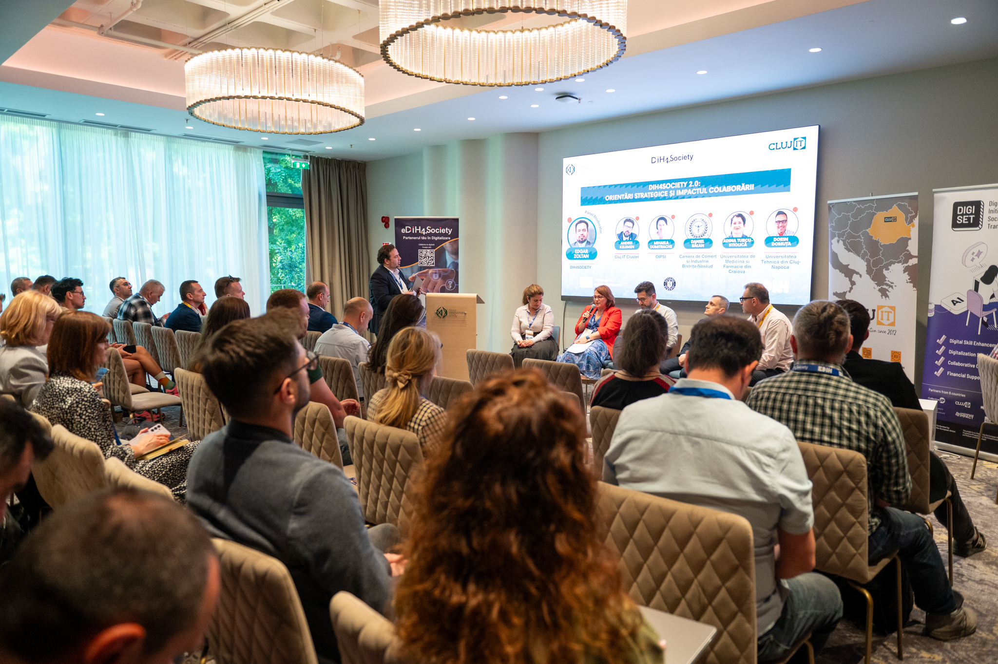 Public la Digital Transformation eXperience